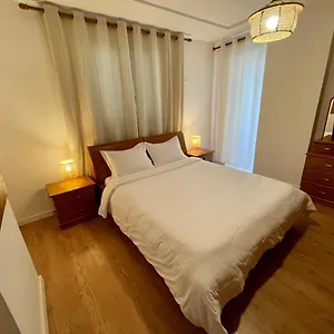 Proper Appartamento Tirana