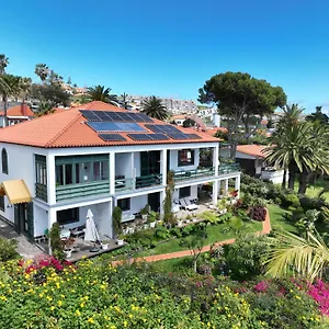 https://villa-erika-madeira.madeira-islandshotels.com